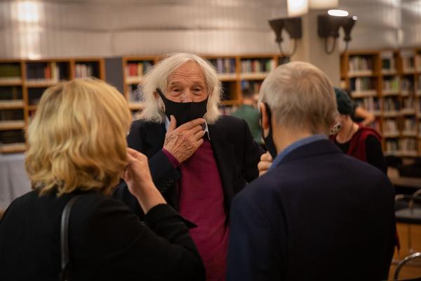 Literaturedition Niederösterreich: Buchpräsentation "Grenzenlos?"-Anthologie (NÖ Landesbibliothek St. Pölten, 28.10.2020) https://www.literaturedition-noe.at/veranstaltungen/501-28-oktober-2020-17-00-noe-landesbibliothek-st-poelten | Foto: eSeL Foto: eSeL.at - Lorenz Seidler