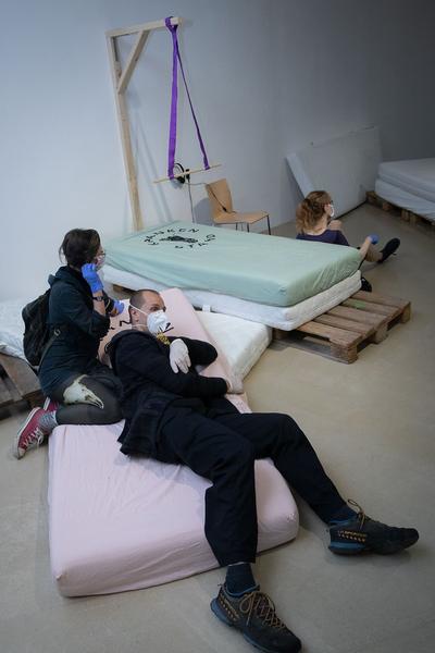Kunstraum Niederösterreich: H13 2020 - Julischka Stengele "Ballast Existenz" (3.9.2020) http://www.kunstraum.net/de/ausstellungen/104-h13-2020-julischka-stengele | Foto: eSeL Foto: eSeL.at - Lorenz Seidler