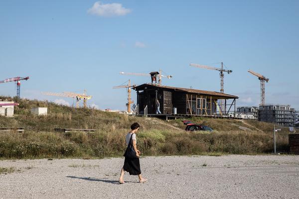 Notgalerie: Ich werde nicht dulden ...: Akt V (16.8.2020) https://esel.at/termin/106493 | Foto: eSeL Foto: eSeL.at - Lorenz Seidler