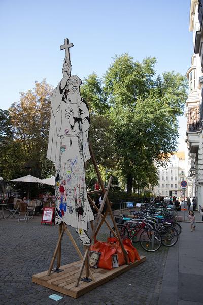 "Is this the real life? Is this just fantasy?" Temporäre Kunstprojekte im öffentlichen Raum der Josefstadt (Josefstädter Plätzefest, 18.9.2020) https://www.koer.or.at/projekte/josefstaedter-plaetzefest | Foto: eSeL Foto: eSeL.at - Lorenz Seidler