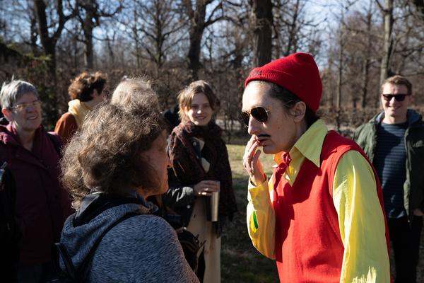 Barbara Kraus: Johnny geht spazieren (15.2.2020, Schlosspark Schönbrunn) https://tqw.at/event/johnny-geht-spazieren-kraus | Foto: eseL Foto: eSeL.at - Lorenz Seidler