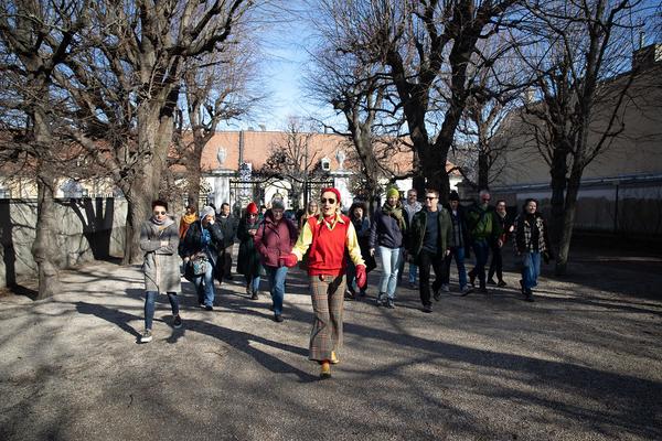 Barbara Kraus: Johnny geht spazieren (15.2.2020, Schlosspark Schönbrunn) https://tqw.at/event/johnny-geht-spazieren-kraus | Foto: eseL Foto: eSeL.at - Lorenz Seidler