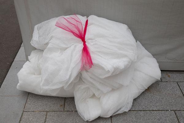 Künstlerhaus Wien: Katharina Cibulka - SOLANGE/AS LONG AS (Enthüllung / Aufbau, 1.12.2020) https://esel.at/termin/107783/solange-as-long-as-am-gebude-des-knstlerhauses | Foto: eSeL Foto: eSeL.at - Lorenz Seidler