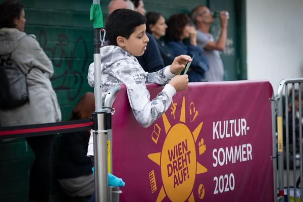Kultursommer: Artist Corner Naschmarkt  feat. Tex Rubinowitz, mahler, Stefanie Sargnagel (17.7.2020) https://esel.at/termin/106323 | Foto: eSeL Foto: eSeL.at - Lorenz Seidler