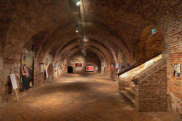 Schallaburg: Kunst am Strom (25.9. - 8.11.2020) https://www.schallaburg.at/de/veranstaltungen/kunst-am-strom | Foto: eSeL Foto: eSeL.at - Lorenz Seidler