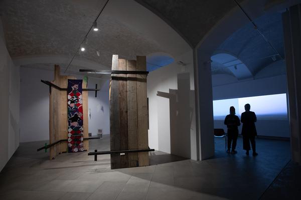 xE / Ausstellungsraum der Akademie der bildenden Künste Wien, Eschenbachgasse: New Views on Same-Olds (23.10.2020 - 30.12.2020) https://www.akbild.ac.at/Portal/kunst-ausstellen/ausstellungsraum-der-akademie/ausstellungen/new-views-on-same-olds | Foto: eSeL Foto: eSeL.at - Lorenz Seidler