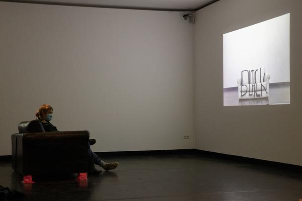 Kunstforum Tresor: Pablo Chiereghin: Riot Design (16.10.- 22.11.2020) https://esel.at/termin/107260 | Foto: eSeL Foto: eSeL.at - Lorenz Seidler