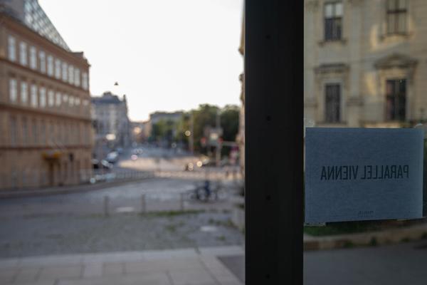 Parallel: Location Preview & Edition Wurm/Grandits (Altes Gewerbehaus, Rudolf-Sallinger-Platz, 23.6.2020) Foto: eSeL Foto: eSeL.at - Lorenz Seidler