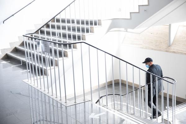 Parallel Vienna 2020 (Rudolf Sallinger Platz 3, 22.- 27.9.2020) https://esel.at/termin/105920 | Foto: eSeL Foto: eSeL.at - Lorenz Seidler