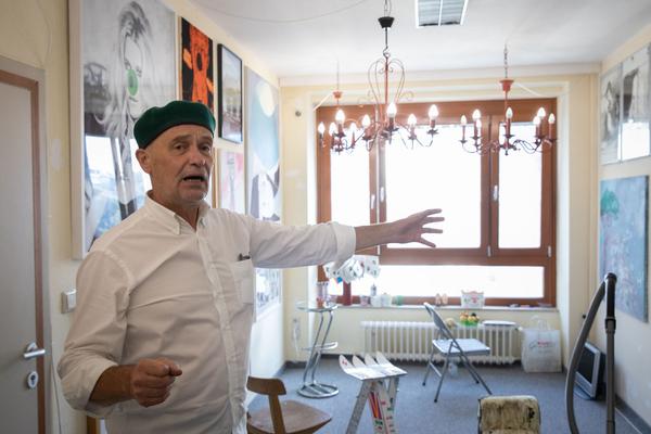 Parallel Vienna 2020 (Rudolf Sallinger Platz 3, 22.- 27.9.2020) https://esel.at/termin/105920 | Foto: eSeL Foto: eSeL.at - Lorenz Seidler