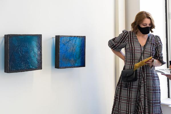 Parallel Vienna 2020 (Rudolf Sallinger Platz 3, 22.- 27.9.2020) https://esel.at/termin/105920 | Foto: eSeL.at - Joanna Pianka