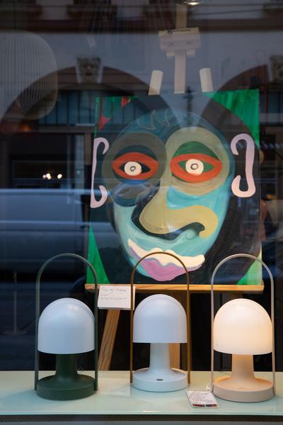Akademie der Bildenden Künste Wien: Plan D  - Chris Kroiss @ Franke Leuchten (akbild @ Westbahnstrasse/Kaiserstrasse/Seidengasse) https://esel.at/termin/105840 | Foto: eSeL Foto: eSeL.at - Lorenz Seidler