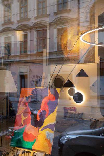 Akademie der Bildenden Künste Wien: Plan D  - Chris Kroiss @ Franke Leuchten (akbild @ Westbahnstrasse/Kaiserstrasse/Seidengasse) https://esel.at/termin/105840 | Foto: eSeL Foto: eSeL.at - Lorenz Seidler