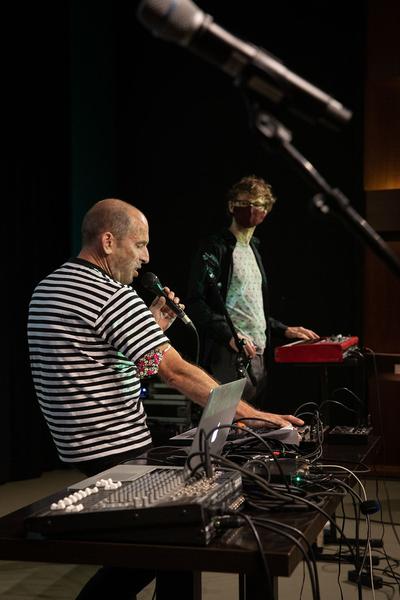 Belvedere 21: Public Program "Kiss and tell" (17.9.2020) https://www.belvedere.at/public-program-gemeinsame-wagnisse | Foto: eSeL Foto: eSeL.at - Lorenz Seidler