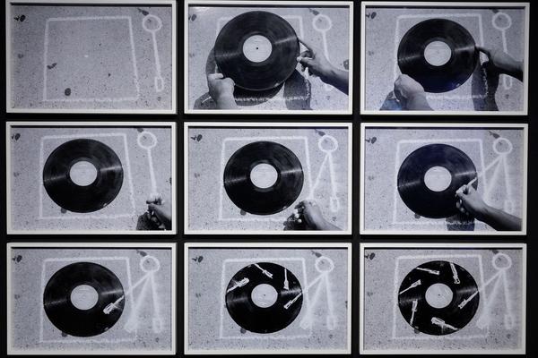 Kunsthalle Krems: Robin Rhode. Memory is The Weapon (1.7. -  1.11.2020)  https://www.kunsthalle.at/de/ausstellungen/18-robin-rhode-memory-is-the-weapon | Foto: eSeL Foto: eSeL.at - Lorenz Seidler