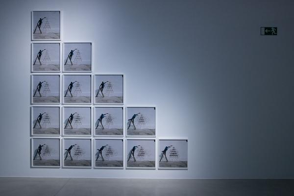 Kunsthalle Krems: Robin Rhode. Memory is The Weapon (1.7. -  1.11.2020)  https://www.kunsthalle.at/de/ausstellungen/18-robin-rhode-memory-is-the-weapon | Foto: eSeL Foto: eSeL.at - Lorenz Seidler