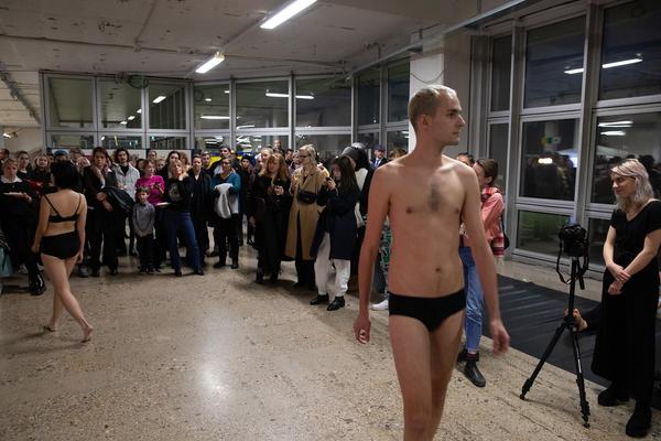 Akademie der Bildenden Künste Wien: Rundgang 2020 (23.1.2020, Augasse) https://www.akbild.ac.at/Portal/organisation/aktuelles/ausstellungen-vermittlung/rundgang-2020 | Foto: eSeL Foto: eSeL.at - Lorenz Seidler