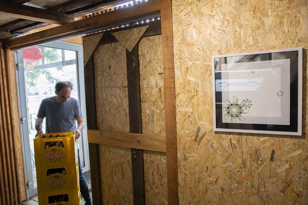 Central Garden - Salon du Smog: Jonathan Quinn (18.6. - 18.7.2020) https://esel.at/termin/106057 | Foto: eSeL Foto: eSeL.at - Lorenz Seidler
