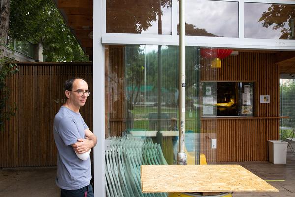 Central Garden - Salon du Smog: Jonathan Quinn (18.6. - 18.7.2020) https://esel.at/termin/106057 | Foto: eSeL Foto: eSeL.at - Lorenz Seidler