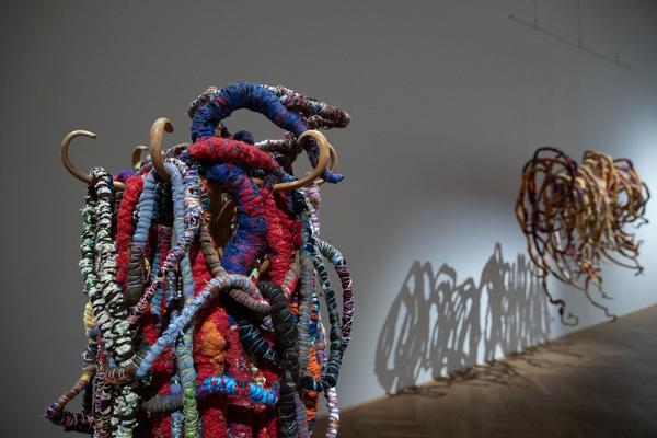 MAK: Sheila Hicks (9.12.2020 - 18.4.2021) https://mak.at/sheilahicks | Foto: eSeL Foto: eSeL.at - Lorenz Seidler