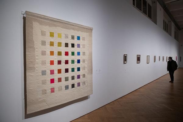 MAK: Sheila Hicks (9.12.2020 - 18.4.2021) https://mak.at/sheilahicks | Foto: eSeL Foto: eSeL.at - Lorenz Seidler