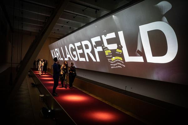 MAK: Show Off. Austrian Fashion Design (14.2. - 12.7.2020, Eröffnung) https://www.mak.at/showoff | Foto: eSeL Foto: eSeL.at - Lorenz Seidler