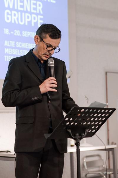 Sprachspiel. Biennale West: 425 Jahre Wiener Gruppe. (Alte Schieberkammer, 18.9.2020) https://esel.at/termin/106789 | Foto: eSeL.at - Joanna Pianka Foto: eSeL.at - Joanna Pianka