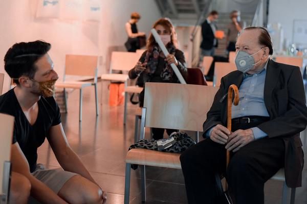 Sprachspiel. Biennale West: 425 Jahre Wiener Gruppe. (Alte Schieberkammer, 18.9.2020) https://esel.at/termin/106789 | Foto: eSeL.at - Joanna Pianka Foto: eSeL.at - Joanna Pianka