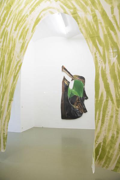 Galerie Crone Wien: Stefan Reiterer: Displacement (22.10. - 31.12.2020) https://esel.at/termin/107359/stefan-reiterer-displacement | Foto: eSeL Foto: eSeL.at - Lorenz Seidler