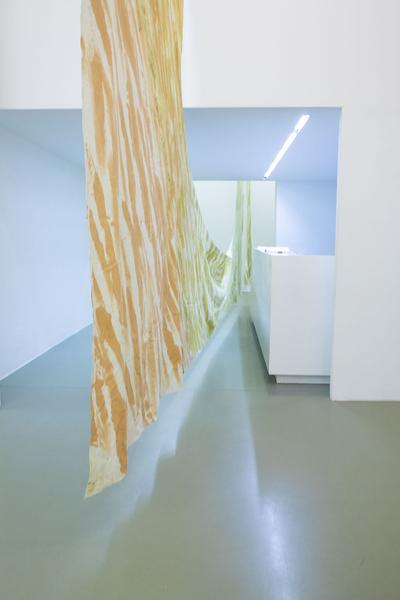 Galerie Crone Wien: Stefan Reiterer: Displacement (22.10. - 31.12.2020) https://esel.at/termin/107359/stefan-reiterer-displacement | Foto: eSeL Foto: eSeL.at - Lorenz Seidler