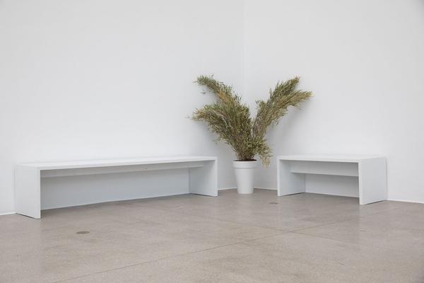 Secession: Verena Dengler. Die Galeristin und der schöne Antikapitalist auf der Gothic G’stettn (Corona Srezessionsession Dengvid-20 🙂) (2.7. - 6.9.2020) https://esel.at/termin/106124 | Foto: eSeL Foto: eSeL.at - Lorenz Seidler