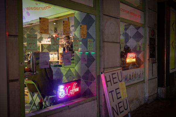 Vienna Dream Spätkauf (9.1. - 21.1.2020, Hofmühlgasse 25)https://esel.at/termin/104519 | Foto: eSeL Foto: eSeL.at - Lorenz Seidler
