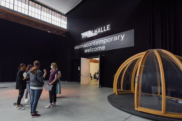 Vienna Contemporary 2020 (Marx Halle, 24.9. - 27.9.2020) https://esel.at/termin/104490 | Foto: eSeL Foto: eSeL.at - Joanna Pianka