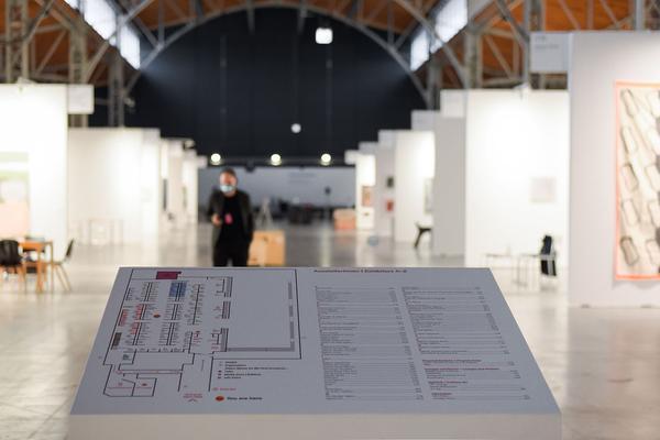 Vienna Contemporary 2020 (Marx Halle, 24.9. - 27.9.2020) https://esel.at/termin/104490 | Foto: eSeL Foto: eSeL.at - Joanna Pianka