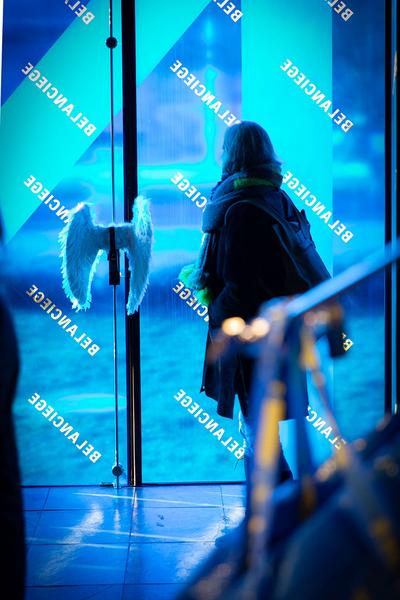 Kunsthalle Wien: … von Brot, Wein, Autos, Sicherheit und Frieden (Karlsplatz, 8.3.2020, Eröffnung) https://kunsthallewien.at/veranstaltung/von-brot-wein-autos-sicherheit-und-frieden | Foto: eSeL Foto: eSeL.at - Lorenz Seidler