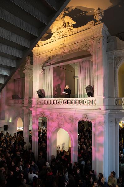 Kunsthalle Wien: … von Brot, Wein, Autos, Sicherheit und Frieden (MuseumsQuartier, 8.3.2020, Eröffnung) https://kunsthallewien.at/veranstaltung/von-brot-wein-autos-sicherheit-und-frieden | Foto: eSeL Foto: eSeL.at - Lorenz Seidler