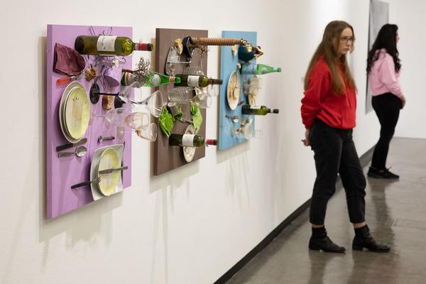 Kunsthalle Wien: … von Brot, Wein, Autos, Sicherheit und Frieden (8.3.2020, Eröffnung) https://kunsthallewien.at/veranstaltung/von-brot-wein-autos-sicherheit-und-frieden | Foto: eSeL Foto: eSeL.at - Lorenz Seidler