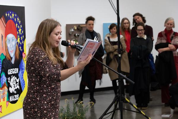 Kunsthalle Wien:  Wiener Grippe @… von Brot, Wein, Autos, Sicherheit und Frieden (8.3.2020, Eröffnung) https://kunsthallewien.at/veranstaltung/von-brot-wein-autos-sicherheit-und-frieden | Foto: eSeL Foto: eSeL.at - Lorenz Seidler