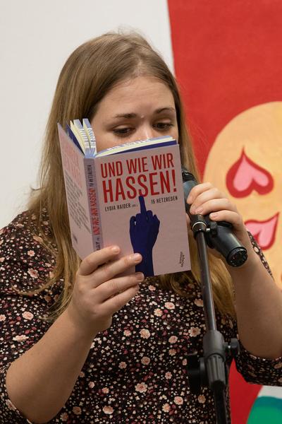 Kunsthalle Wien:  Wiener Grippe @… von Brot, Wein, Autos, Sicherheit und Frieden (8.3.2020, Eröffnung) https://kunsthallewien.at/veranstaltung/von-brot-wein-autos-sicherheit-und-frieden | Foto: eSeL Foto: eSeL.at - Lorenz Seidler
