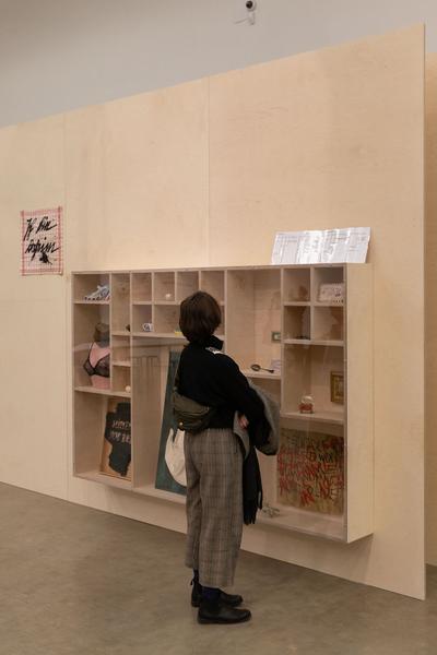 Kunsthalle Wien: … von Brot, Wein, Autos, Sicherheit und Frieden (8.3.2020, Eröffnung) https://kunsthallewien.at/veranstaltung/von-brot-wein-autos-sicherheit-und-frieden | Foto: eSeL Foto: eSeL.at - Lorenz Seidler