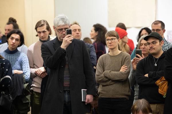 Kunsthalle Wien:  Wiener Grippe @… von Brot, Wein, Autos, Sicherheit und Frieden (8.3.2020, Eröffnung) https://kunsthallewien.at/veranstaltung/von-brot-wein-autos-sicherheit-und-frieden | Foto: eSeL Foto: eSeL.at - Lorenz Seidler