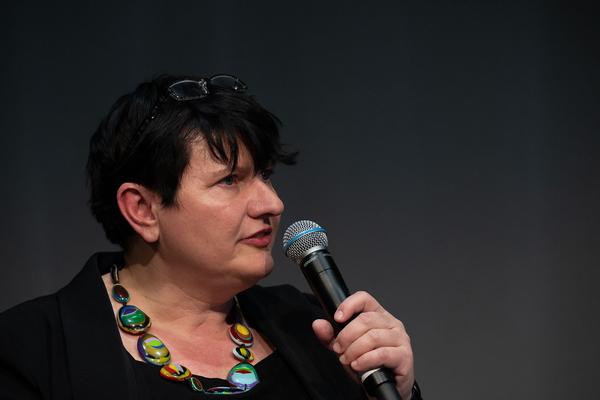 Tanzquartier Wien: Wir gehen erst, wenn wir gekommen sind. Ein Gespräch über 30 Jahre künstlerische Arbeit von Barbara Kraus. (22.2.2020) https://esel.at/termin/104944 | Foto: eSeL Foto: eSeL.at - Lorenz Seidler