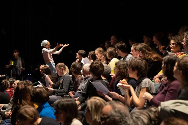 Tanzquartier Wien: Barbara Kraus - Wer will kann gehen (22.2.2020) https://esel.at/termin/104944 | Foto: eSeL Foto: eSeL.at - Lorenz Seidler