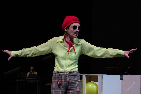 Tanzquartier Wien: Barbara Kraus - Wer will kann gehen (22.2.2020) https://esel.at/termin/104944 | Foto: eSeL Foto: eSeL.at - Lorenz Seidler