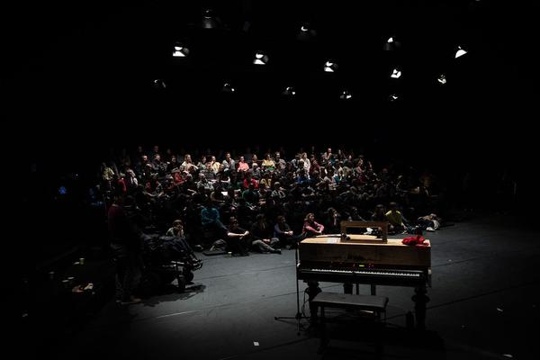 Tanzquartier Wien: Barbara Kraus - Wer will kann gehen (22.2.2020) https://esel.at/termin/104944 | Foto: eSeL Foto: eSeL.at - Lorenz Seidler