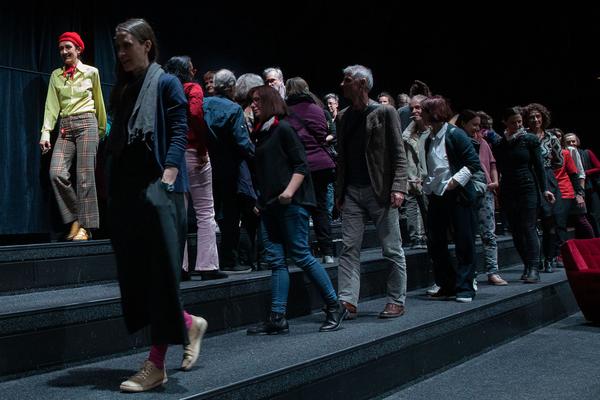 Tanzquartier Wien: Barbara Kraus - Wer will kann gehen (22.2.2020) https://esel.at/termin/104944 | Foto: eSeL Foto: eSeL.at - Lorenz Seidler