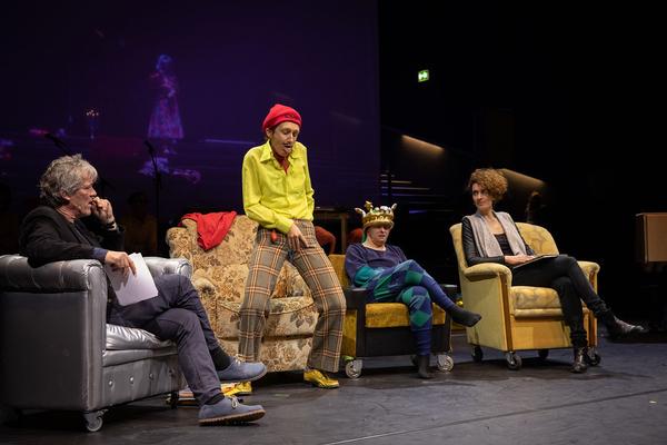 Tanzquartier Wien: Barbara Kraus - Wer will kann gehen (22.2.2020) https://esel.at/termin/104944 | Foto: eSeL Foto: eSeL.at - Lorenz Seidler
