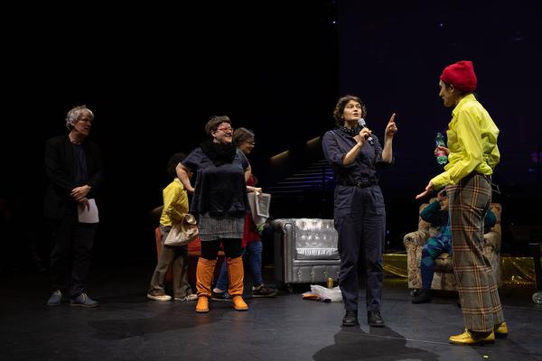 Tanzquartier Wien: Barbara Kraus - Wer will kann gehen (22.2.2020) https://esel.at/termin/104944 | Foto: eSeL Foto: eSeL.at - Lorenz Seidler