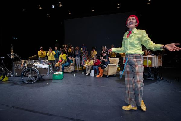 Tanzquartier Wien: Barbara Kraus - Wer will kann gehen (22.2.2020) https://esel.at/termin/104944 | Foto: eSeL Foto: eSeL.at - Lorenz Seidler