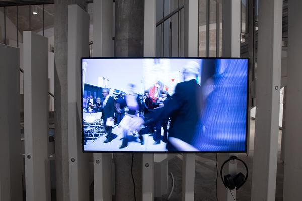 xhibit E: Wiedereröffnung - Multiple Singularities (02.06.2020 - 06.09.2020) https://esel.at/termin/105674 | Foto: eSeL Foto: eSeL.at - Lorenz Seidler